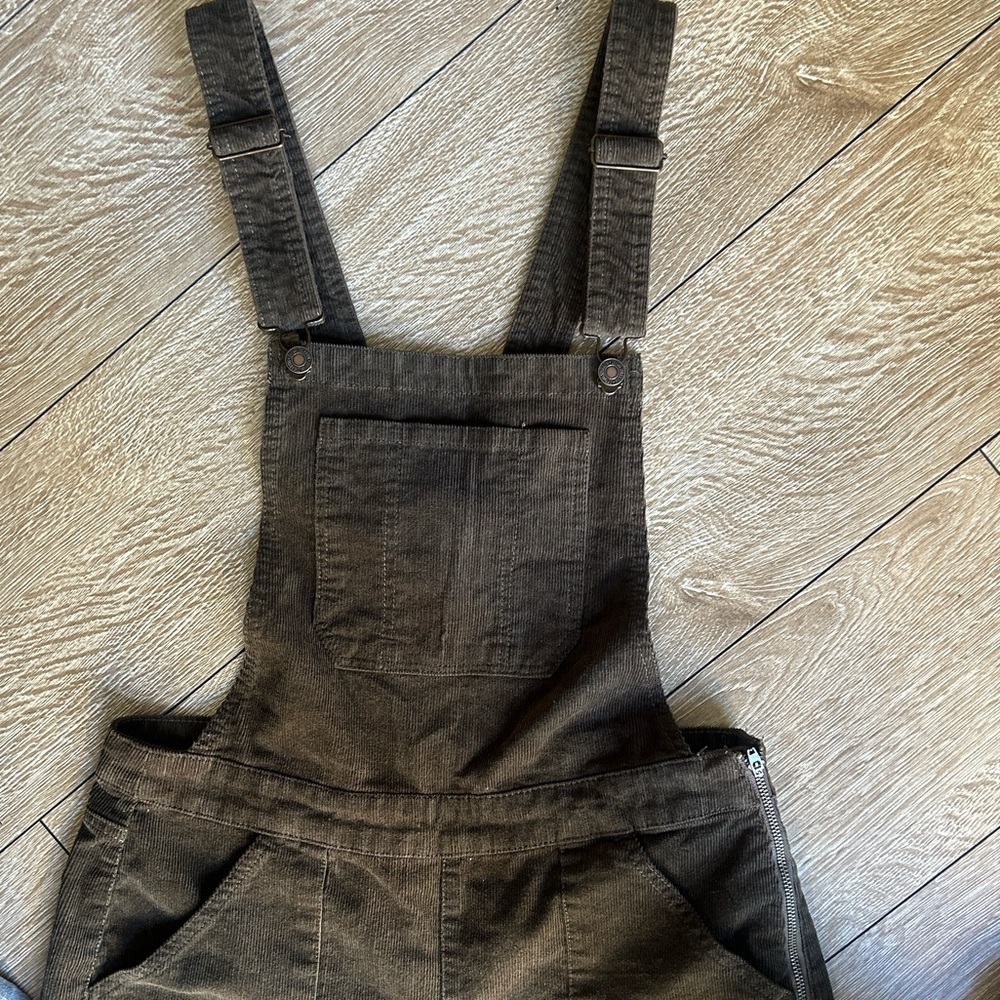 Sky and Sparrow Olive Corduroy Overalls - Picture 3 of 14